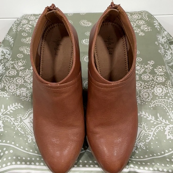 Style & Co. Brown Leather Ankle Booties with Stacked Heel - Picture 2 of 3